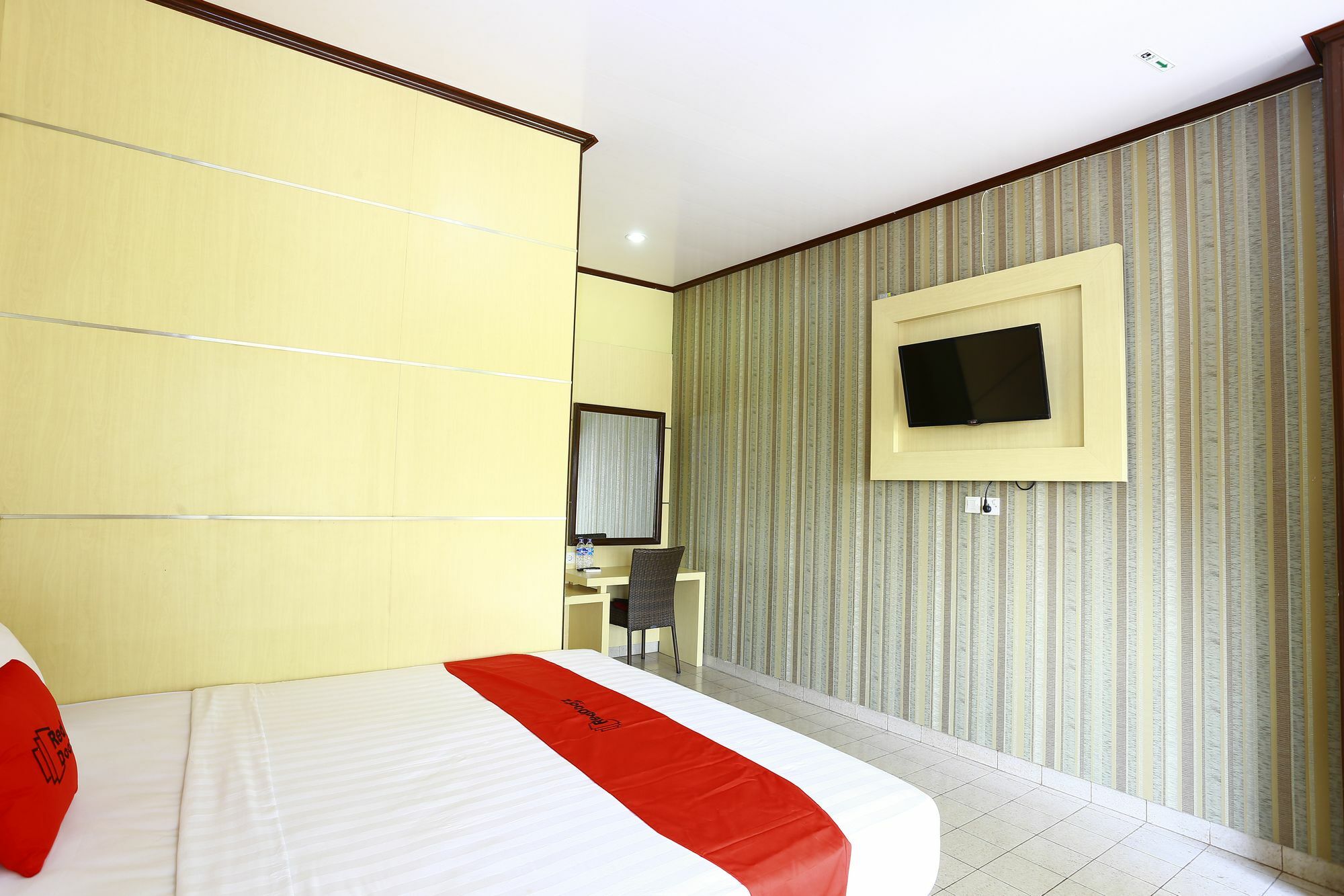 Hotel Reddoorz Near Prawirotaman 2 Yogyakarta Exterior foto